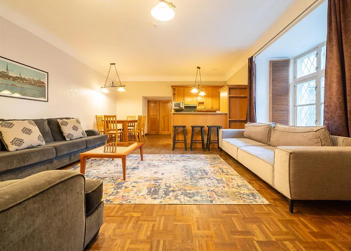 Old Town - Kohtu Apartment